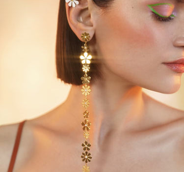 Gold and White Long Daisy Earring