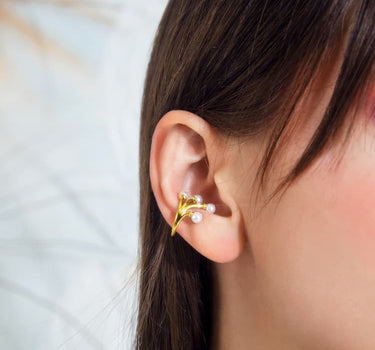 Mini Pearls Ear Cuff