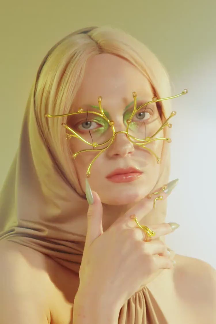 Amulet Total Look 12